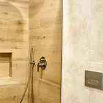 Apartament Malberry Park 203 - Modern 2bedroom With Shared Heated Pool, Sauna, Gym, Jacuzzi *