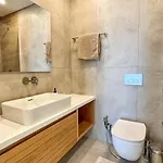 Malberry Park 203 - Modern 2bedroom With Shared Heated Pool, Sauna, Gym, Jacuzzi * Paphos