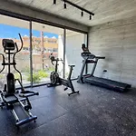Apartament Malberry Park 203 - Modern 2bedroom With Shared Heated Pool, Sauna, Gym, Jacuzzi *