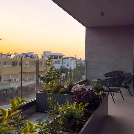 Malberry Park 203 - Modern 2bedroom With Shared Heated Pool, Sauna, Gym, Jacuzzi Paphos